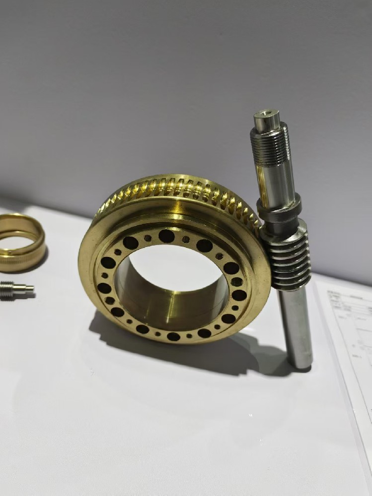 雙導(dǎo)程蝸輪蝸桿的傳動(dòng)比如何計(jì)算